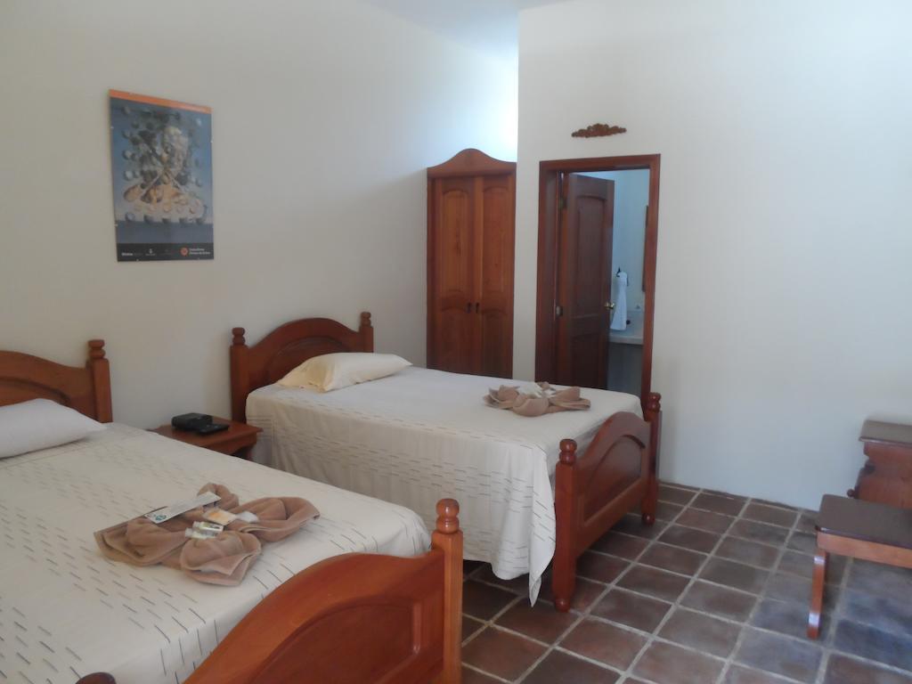 Hotel Gran Plaza Euromaya Antigua Pokój zdjęcie